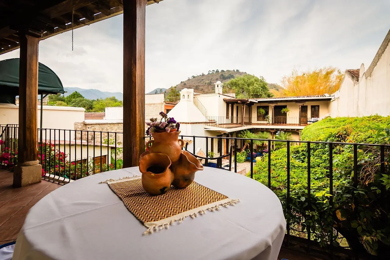 Hotel Casa De Las Mascaras Антигуа-Гватемала