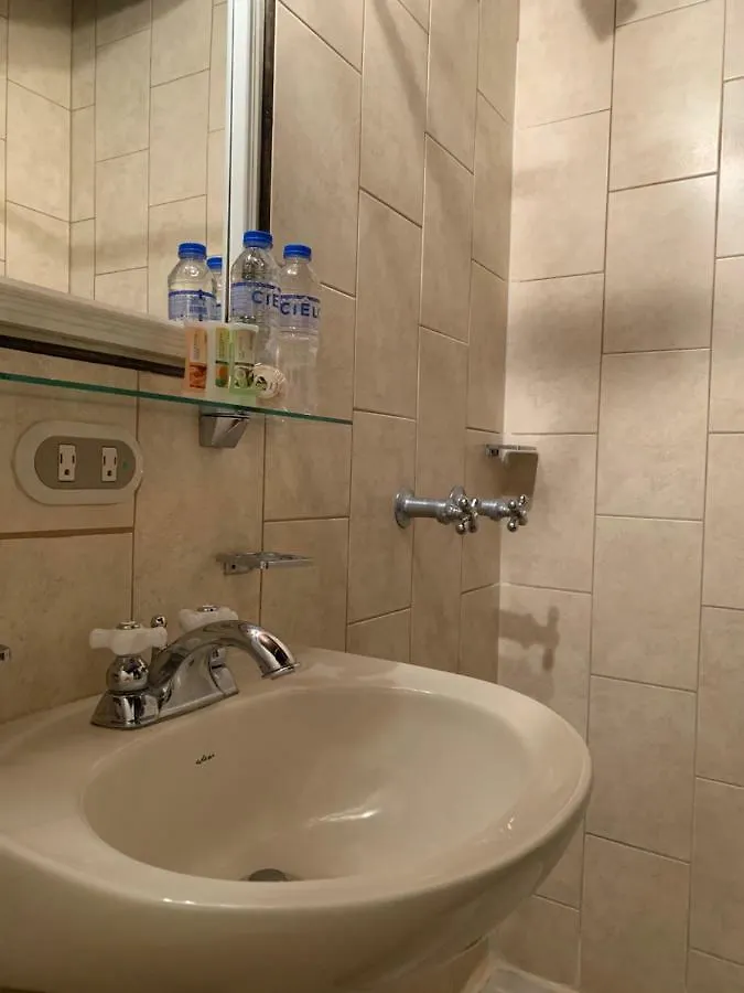 Hotel Casa De Las Mascaras Антигуа-Гватемала 3*,