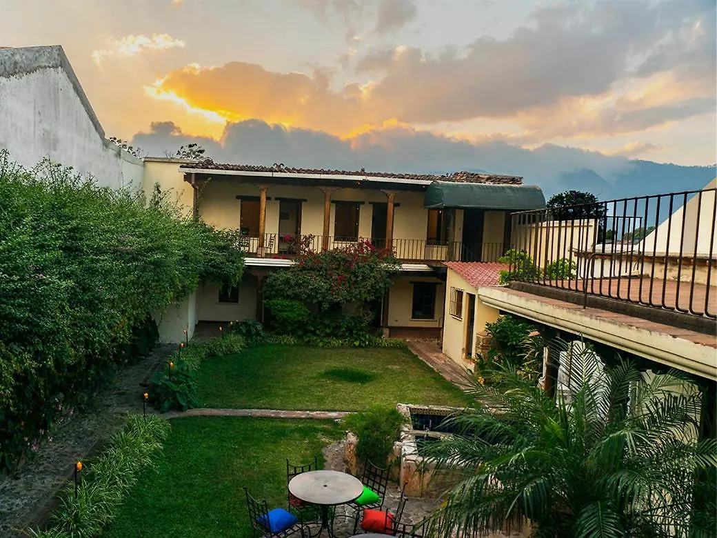 Hotel Casa De Las Mascaras Antigua Guatemala