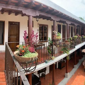 Mansion Del Rey Hotel