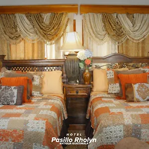 Rholyn Pura Vida !! Hotel